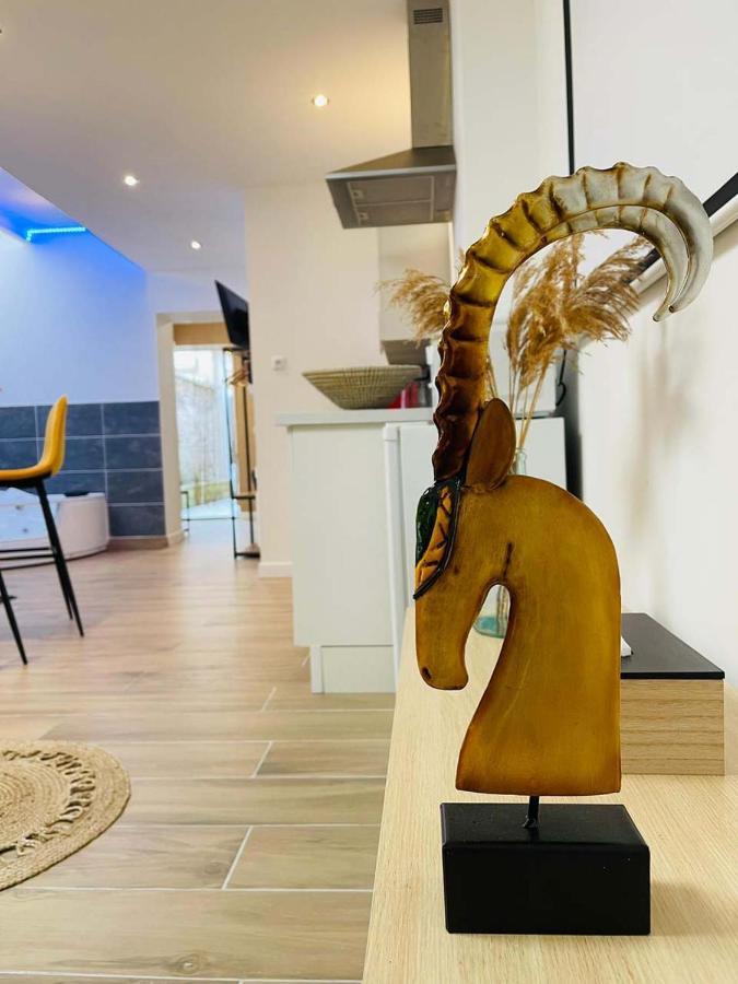 Ng Suitehome - Lille I Roubaix I Gare I Metro Alsace - Grand T2 - Balneo - Netflix - Wifi - Cuisine מראה חיצוני תמונה